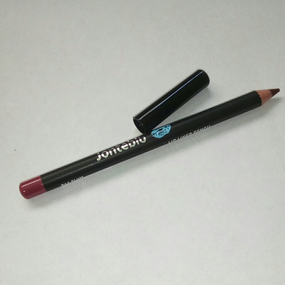 ☀️5/$15☀️Jonteblu Lip Liner Pencil